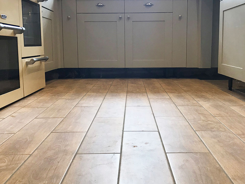 Jane, Kitchen